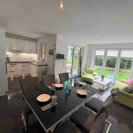 Sealect-hus-2-timmendorfer-strand-hauptstr-4g Holiday home *